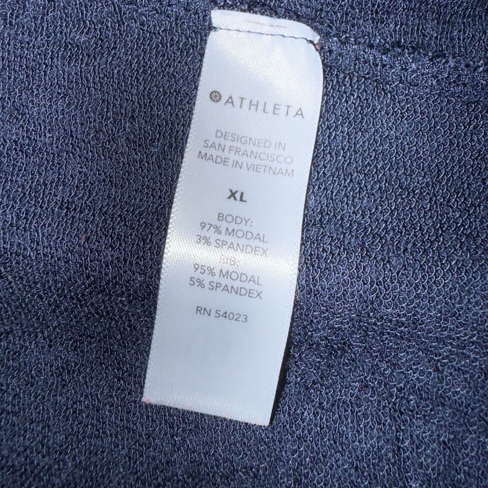 ATHLETA Pranayama Wrap with Shawl Collar - Navy XL - Picture 4 of 12